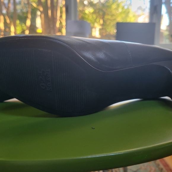 Blue shoes, size 9 high heels - Picture 2 of 5